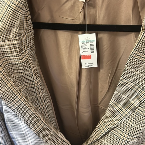 Brand new blazer - Picture 3 of 4